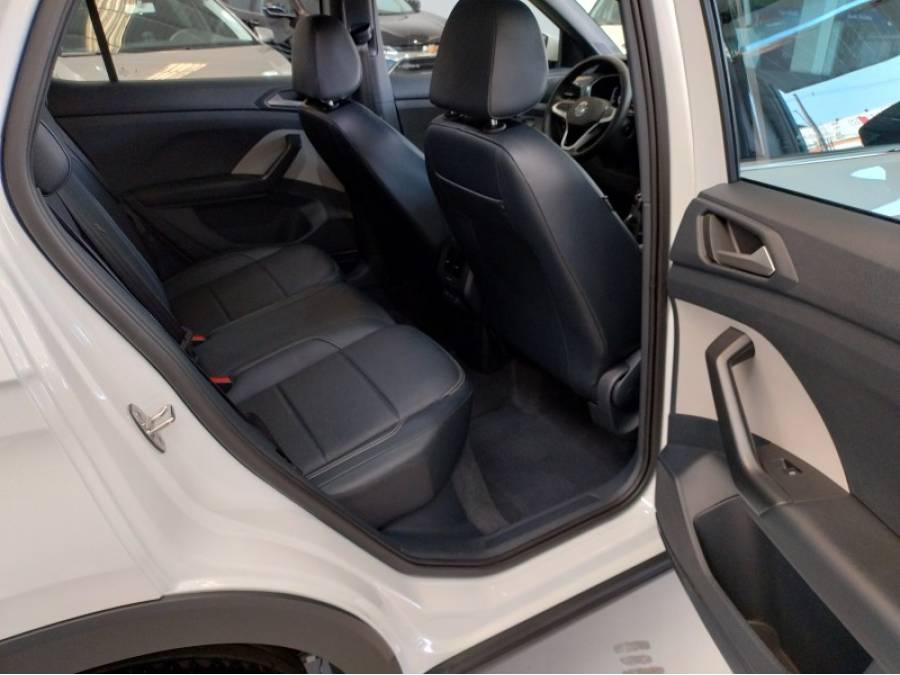 VOLKSWAGEN - T-CROSS - 2022/2023 - Branca - R$ 138.900,00