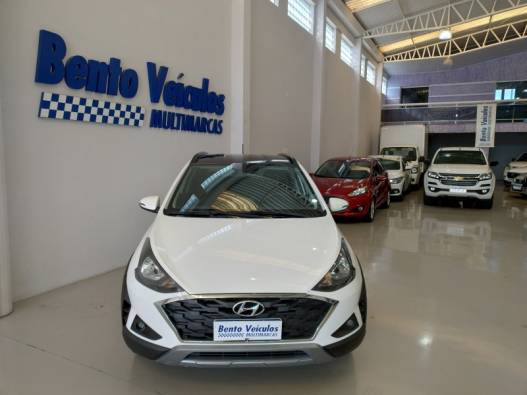 HYUNDAI - HB20X - 2021/2022 - Branca - R$ 80.000,00