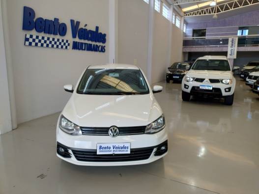 VOLKSWAGEN - VOYAGE - 2017/2018 - Branca - R$ 49.900,00