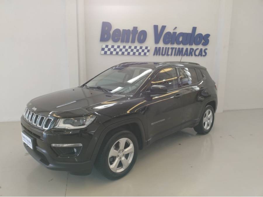 JEEP - COMPASS - 2017/2018 - Preta - R$ 93.900,00