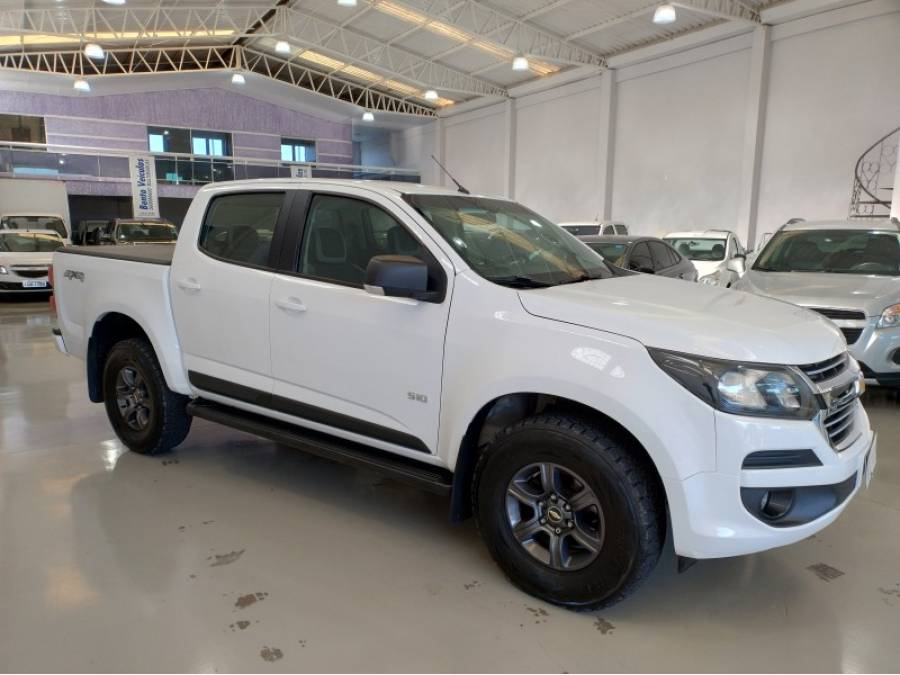 CHEVROLET - S10 - 2019/2020 - Branca - R$ 155.000,00
