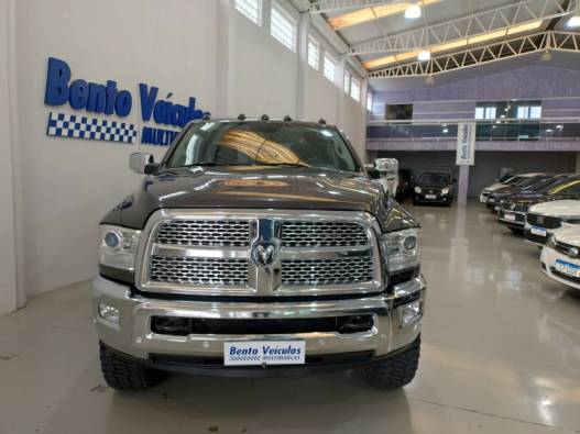 DODGE - RAM - 2015/2016 - Cinza - R$ 245.000,00