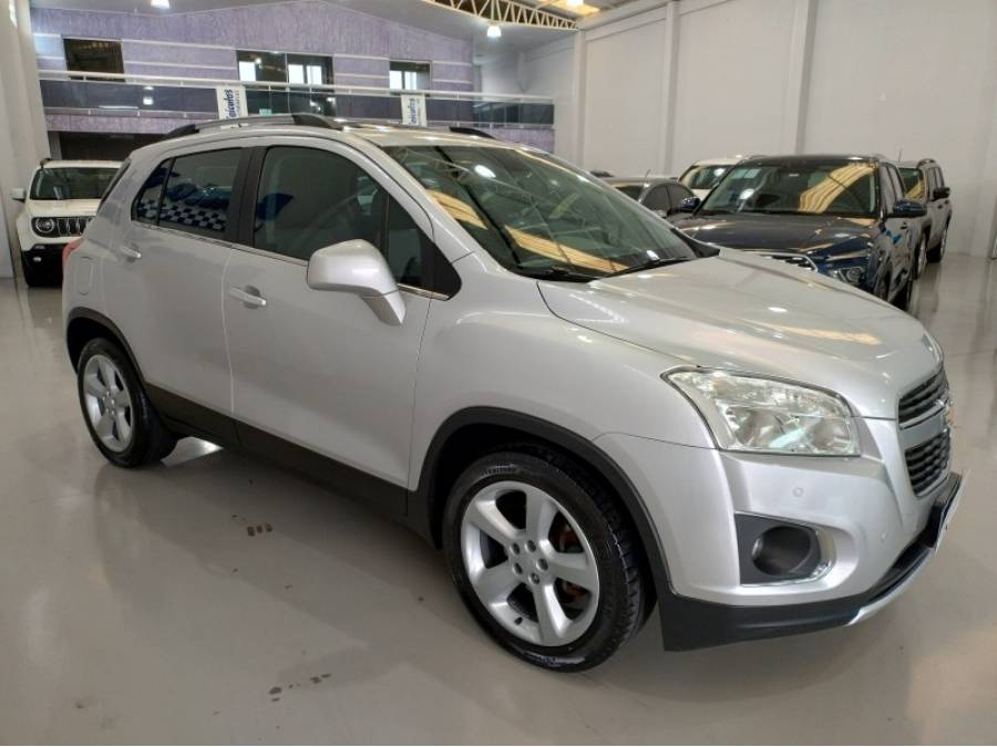 CHEVROLET - TRACKER - 2014/2015 - Prata - R$ 69.900,00