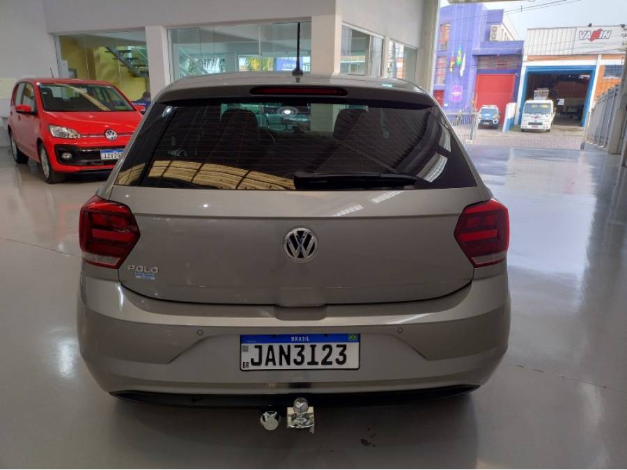 VOLKSWAGEN - POLO - 2020/2021 - Prata - R$ 69.900,00