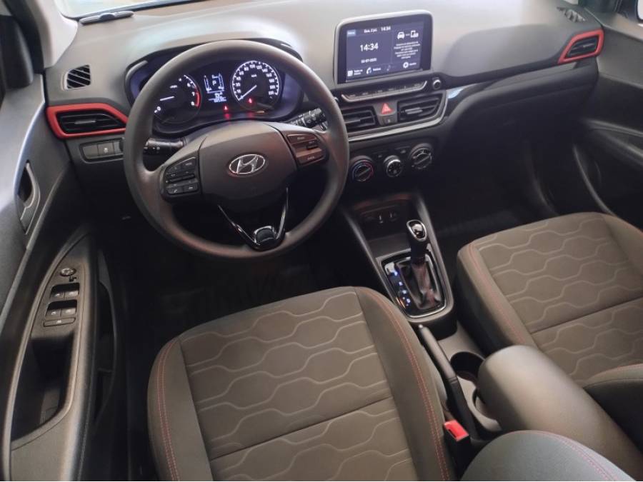 HYUNDAI - HB20X - 2021/2022 - Branca - R$ 80.000,00