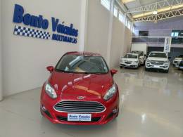 FORD - FIESTA - 2016/2016 - Vermelha - R$ 52.900,00