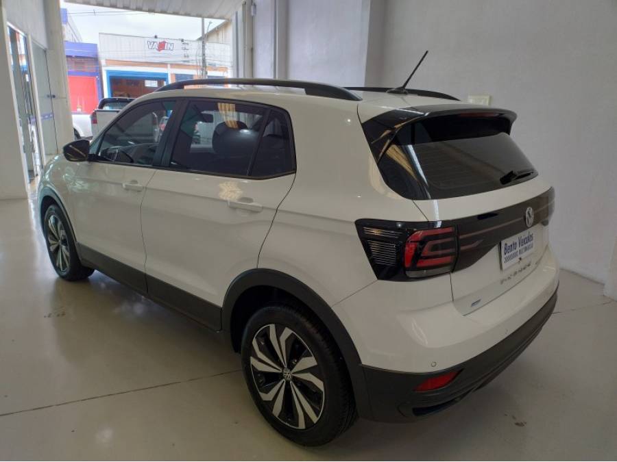 VOLKSWAGEN - T-CROSS - 2020/2021 - Branca - R$ 103.900,00