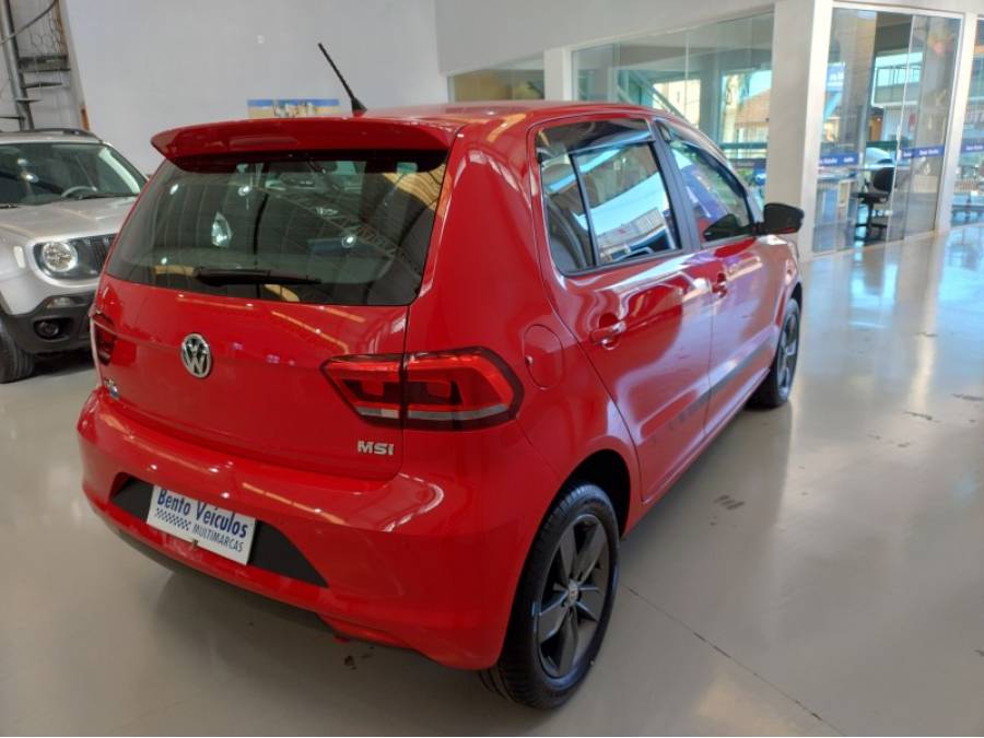 VOLKSWAGEN - FOX - 2017/2017 - Vermelha - R$ 59.900,00