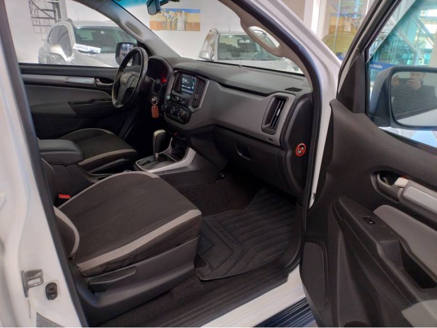 CHEVROLET - S10 - 2019/2020 - Branca - R$ 155.000,00