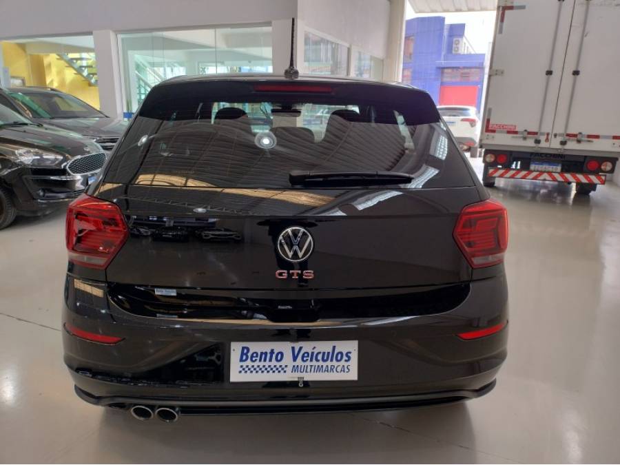 VOLKSWAGEN - POLO - 2023/2023 - Preta - R$ 127.900,00