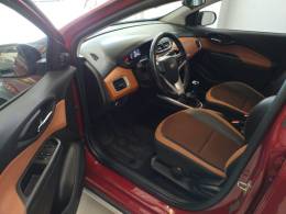 CHEVROLET - ONIX - 2016/2017 - Vermelha - R$ 62.900,00