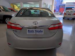 TOYOTA - COROLLA - 2016/2017 - Prata - R$ 84.900,00