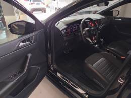 VOLKSWAGEN - POLO - 2023/2023 - Preta - R$ 127.900,00
