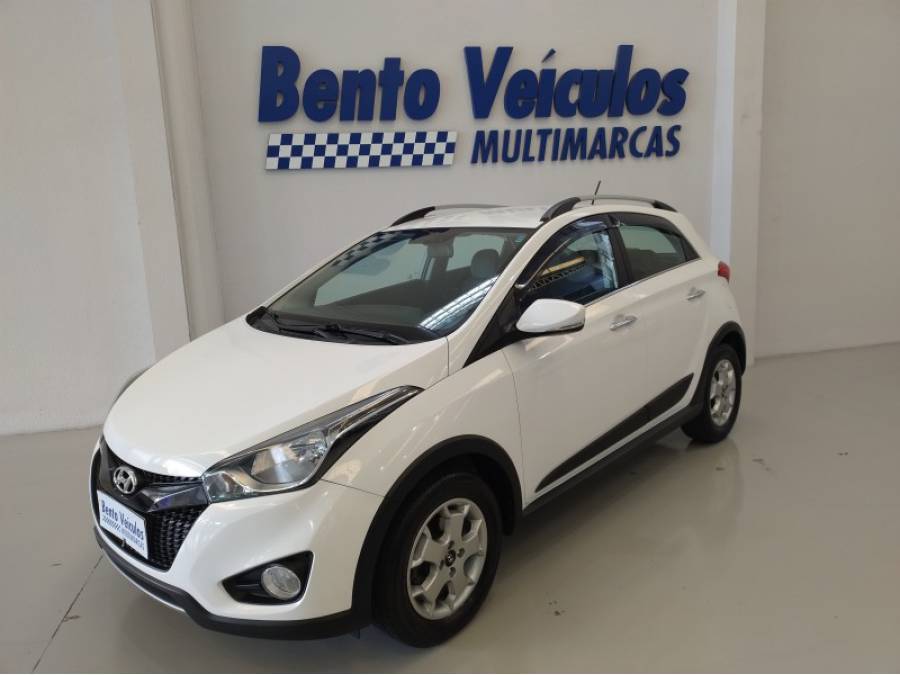 HYUNDAI - HB20X - 2015/2015 - Branca - R$ 59.900,00