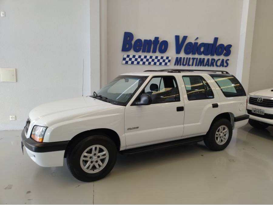 CHEVROLET - BLAZER - 2001/2001 - Branca - R$ 38.000,00