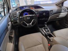 HONDA - CIVIC - 2015/2016 - Prata - R$ 81.900,00