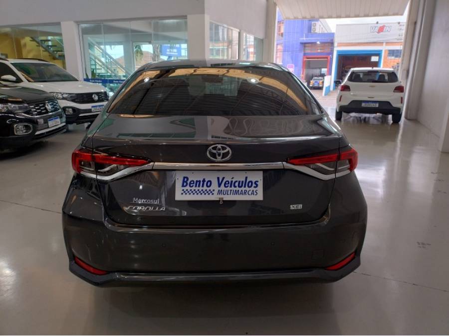 TOYOTA - COROLLA - 2024/2024 - Cinza - R$ 148.000,00