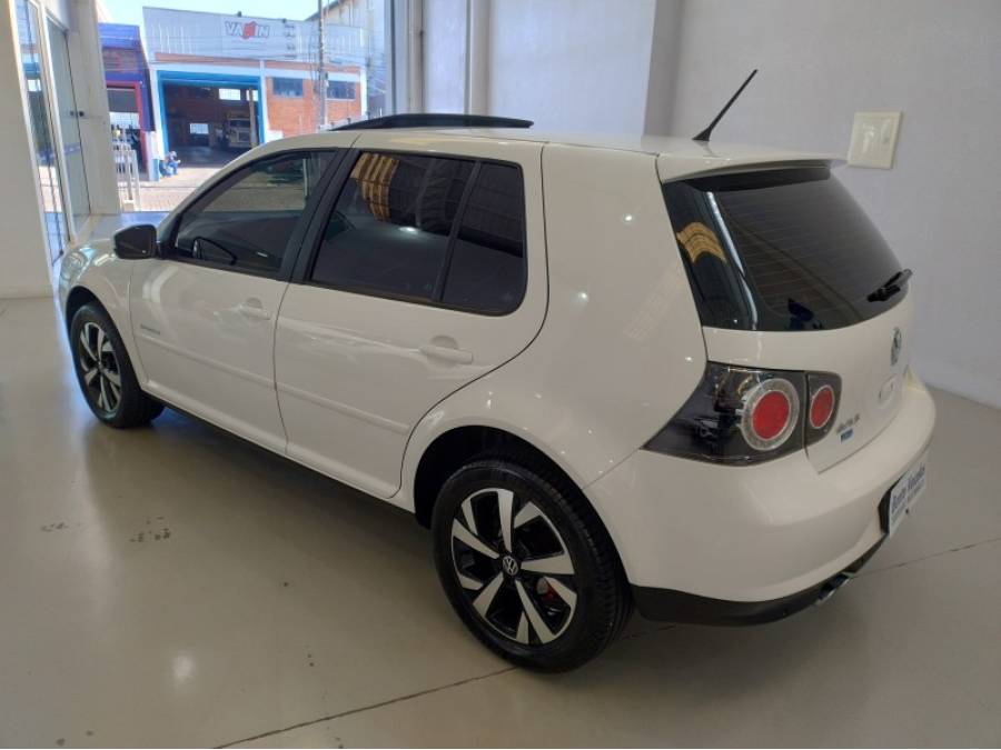 VOLKSWAGEN - GOLF - 2012/2011 - Branca - R$ 59.900,00