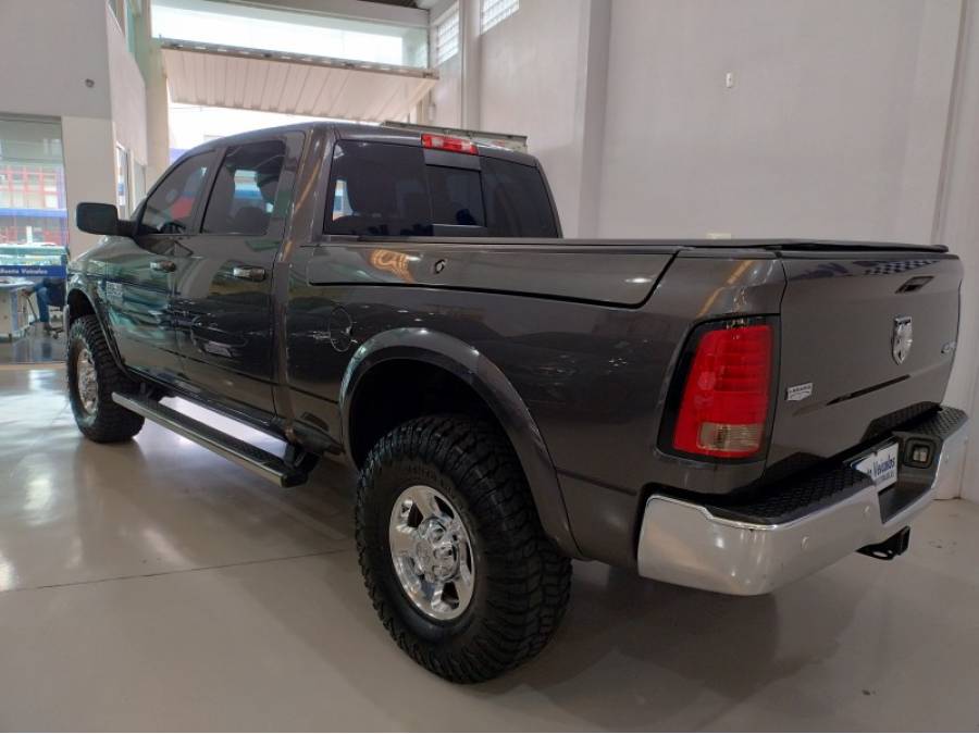 DODGE - RAM - 2015/2016 - Cinza - R$ 245.000,00