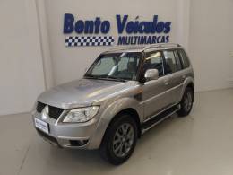 MITSUBISHI - PAJERO TR4 - 2013/2014 - Prata - R$ 59.900,00