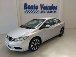 HONDA - CIVIC - 2015/2016 - Prata - R$ 81.900,00