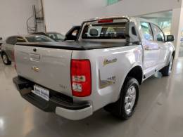 CHEVROLET - S10 - 2015/2016 - Prata - R$ 99.900,00