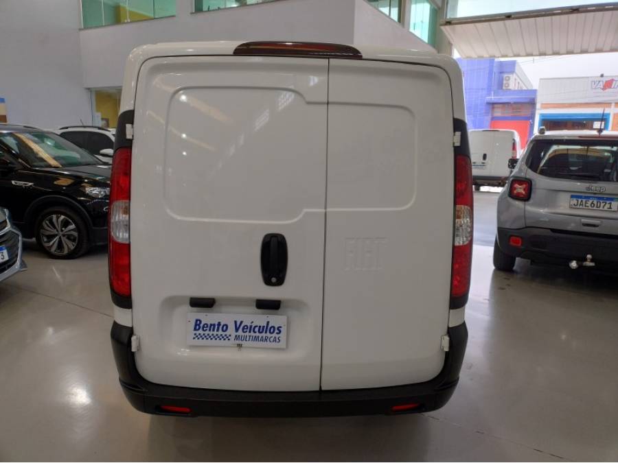 FIAT - FIORINO - 2022/2023 - Branca - R$ 91.900,00
