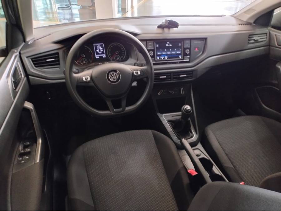 VOLKSWAGEN - POLO - 2020/2021 - Prata - R$ 69.900,00