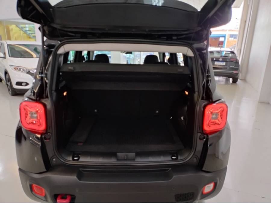 JEEP - RENEGADE - 2021/2021 - Preta - R$ 121.900,00