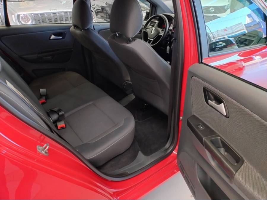 VOLKSWAGEN - FOX - 2017/2017 - Vermelha - R$ 59.900,00