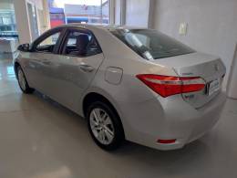 TOYOTA - COROLLA - 2016/2017 - Prata - R$ 84.900,00