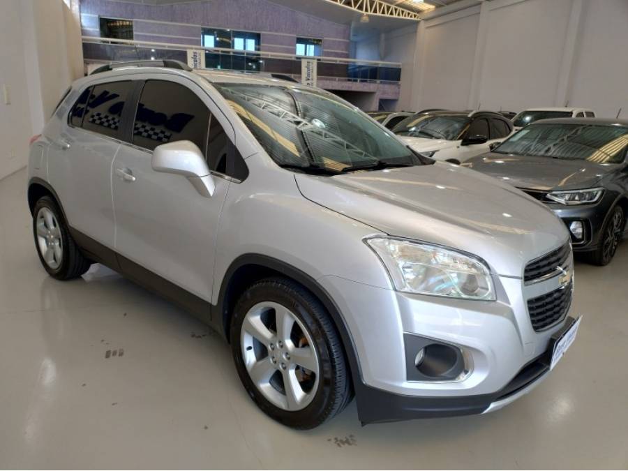 CHEVROLET - TRACKER - 2014/2015 - Prata - R$ 72.900,00