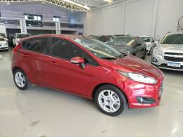 FORD - FIESTA - 2016/2016 - Vermelha - R$ 52.900,00