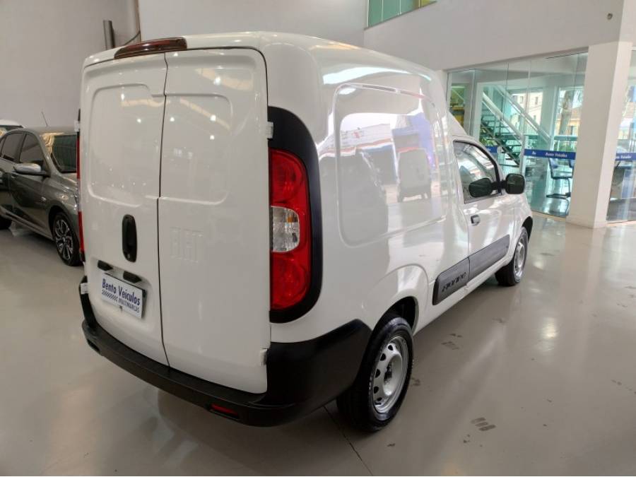FIAT - FIORINO - 2022/2023 - Branca - R$ 91.900,00
